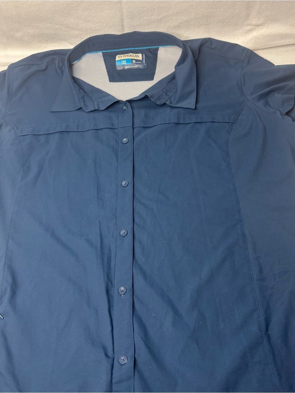 Magellan Outdoors Navy Blue and Teal Fish Gear Shirt